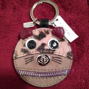 🆕 Coach Calf Hair/Suede Cat Key Fob.  RARE!!!!!